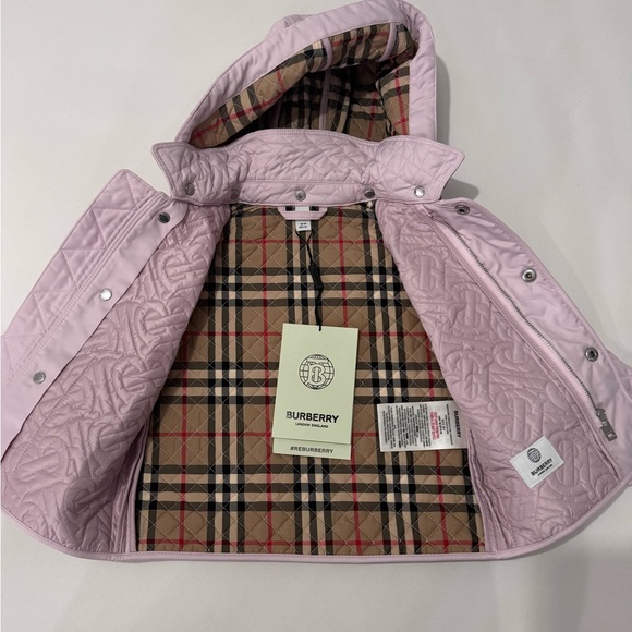 Burberry quilted jacket with detachable hoodie - Picture 2 of 5